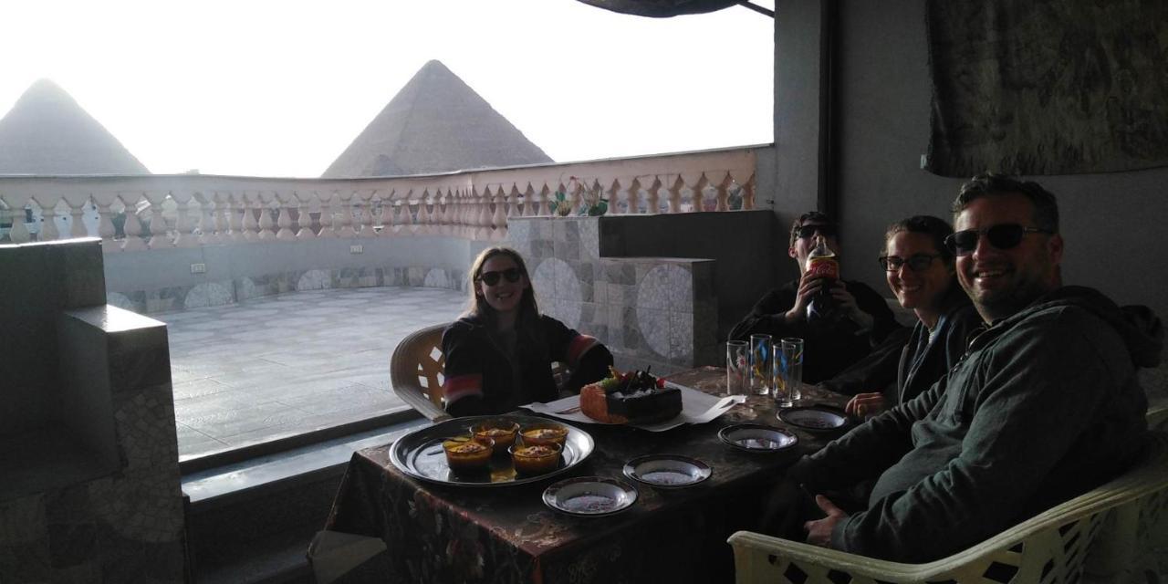 Queen Pyramids View Kafret el-Gabal