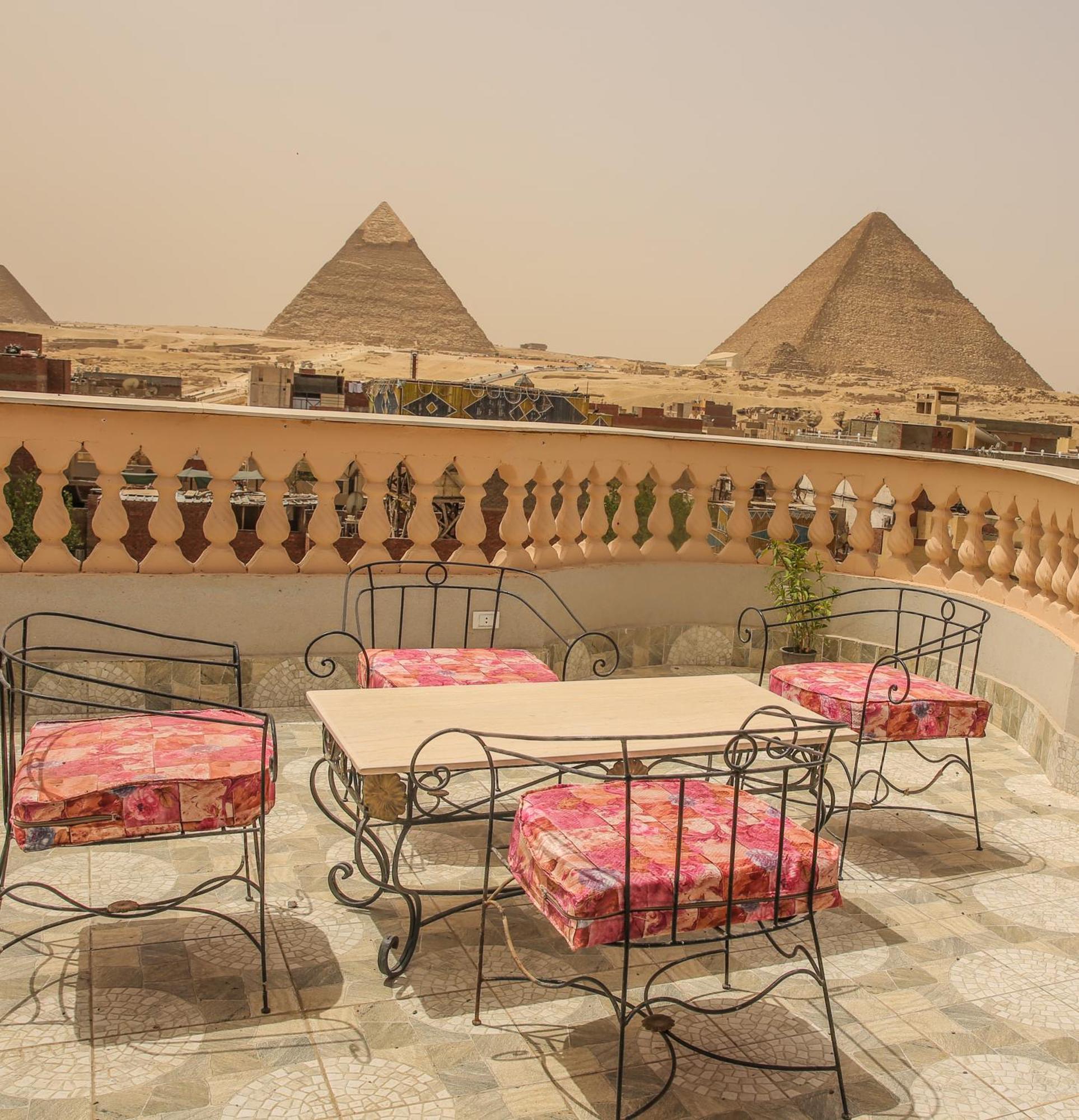 Penzion Queen Pyramids View